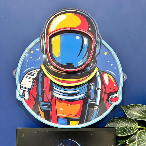 Astronaut LED Neon Sign - Picture 4 of 7